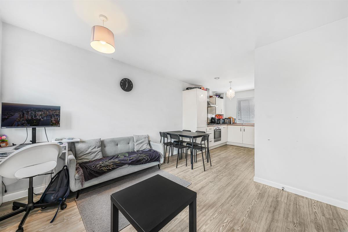 Dunnock Road, Harlow, photo 6