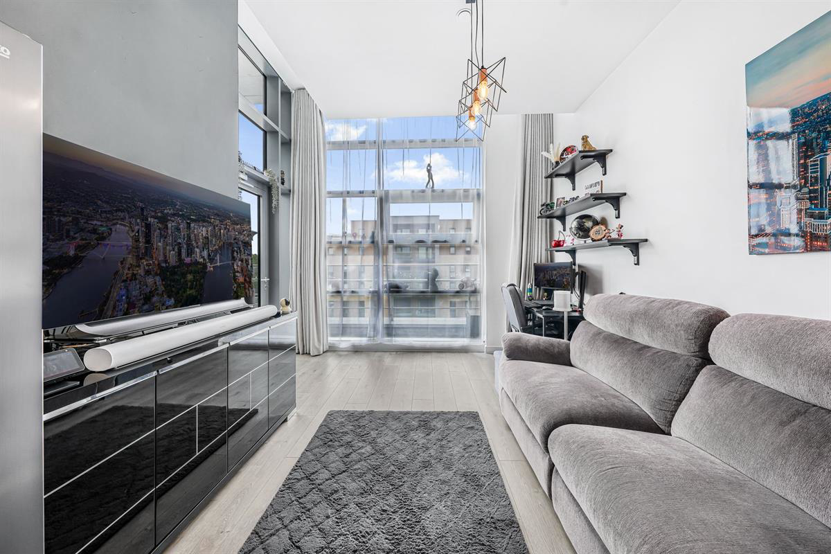 Flat , Edinburgh House, Harlow, photo 5