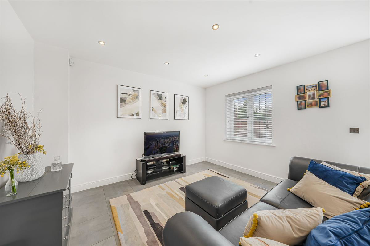 Terlings Avenue, Harlow, photo 8