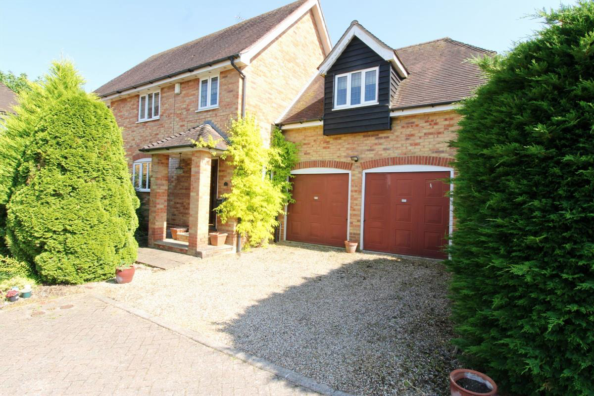 Bakery Close, Roydon, Harlow