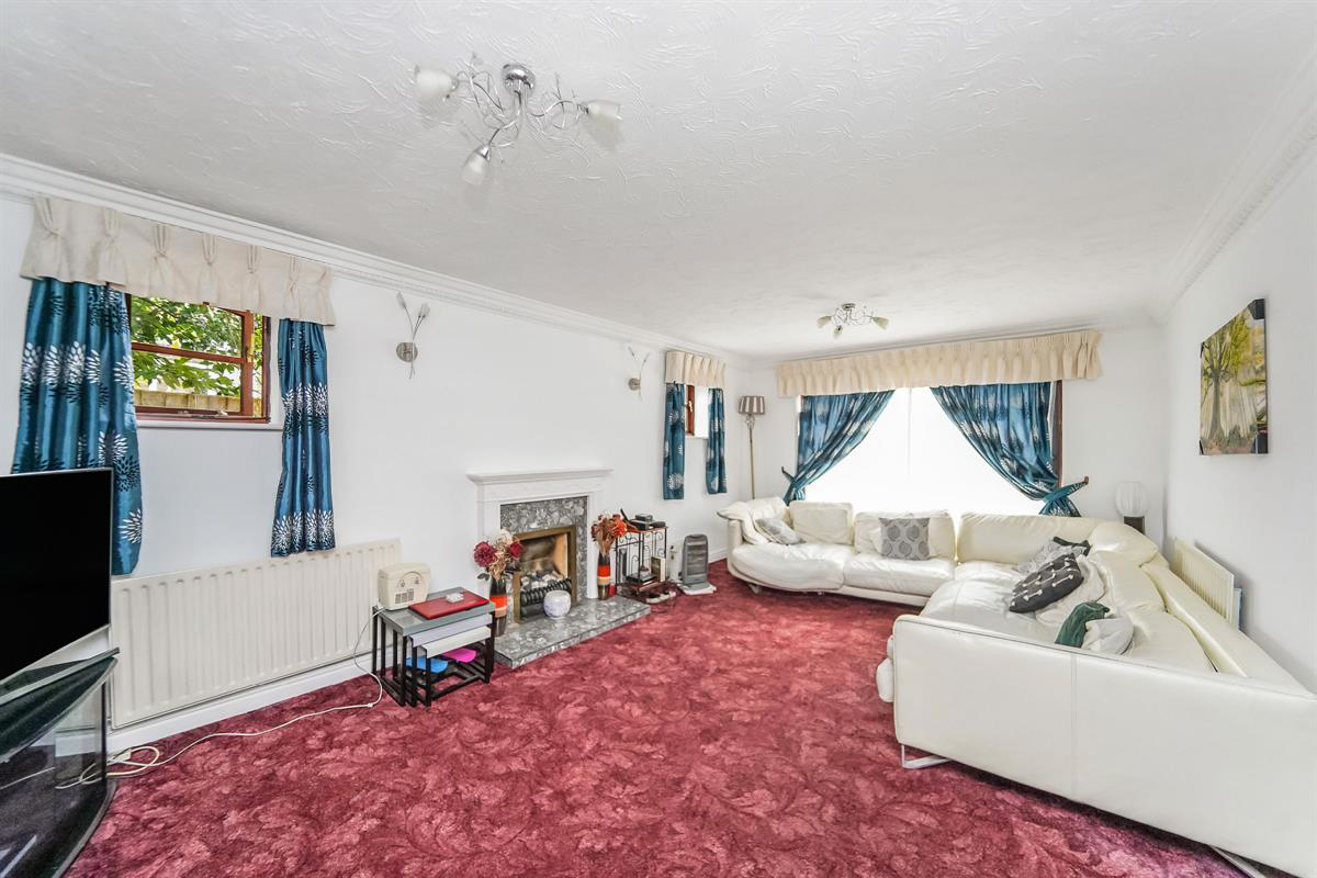 Hampton Gardens, Sawbridgeworth, photo 5
