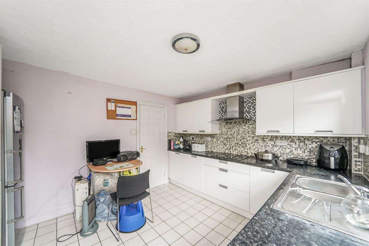 Hampton Gardens, Sawbridgeworth, photo 4