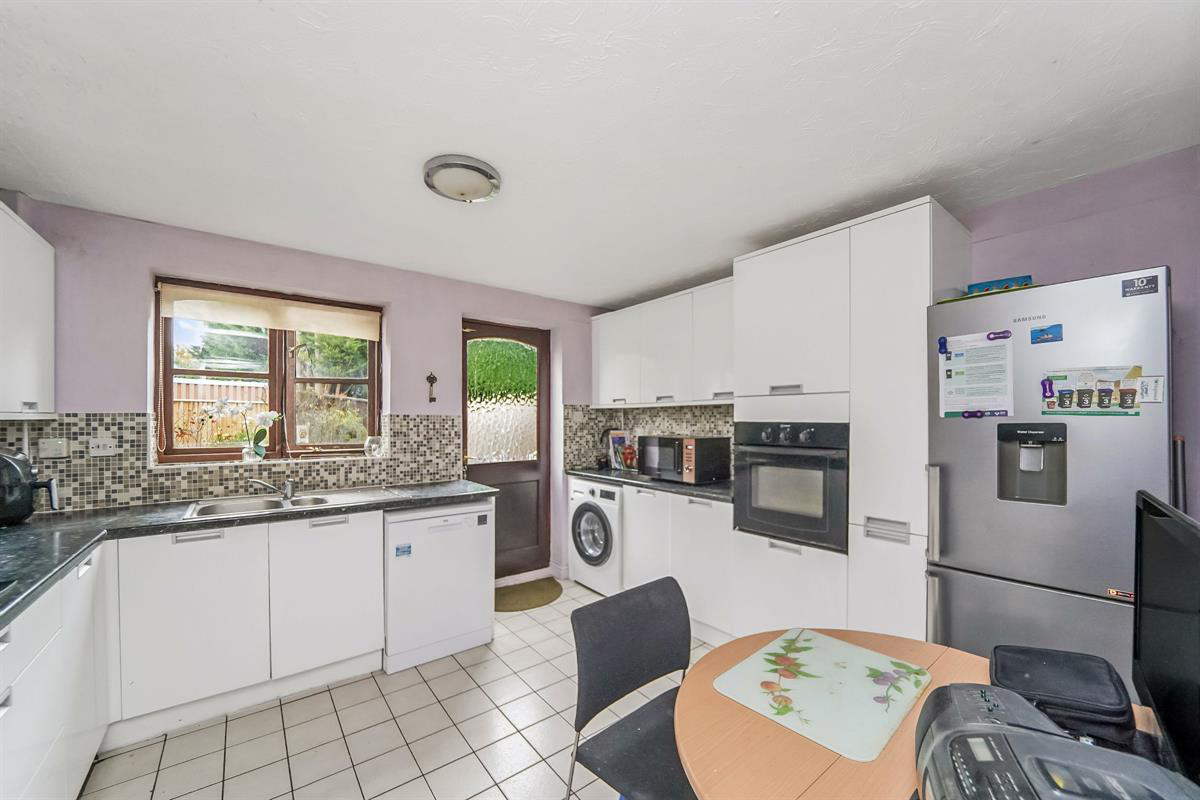 Hampton Gardens, Sawbridgeworth, photo 3