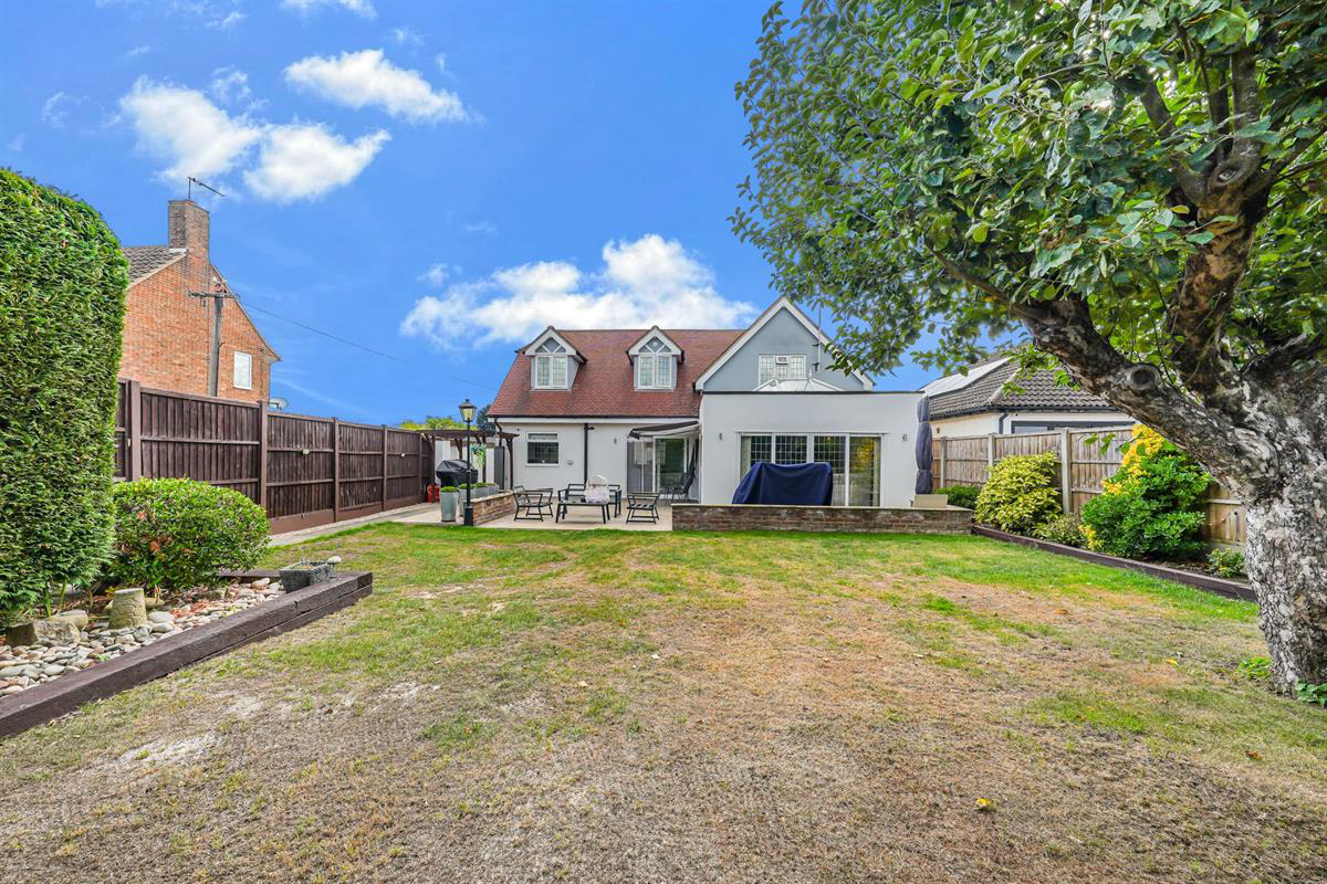 Robarta Lodge, Hamlet Hill, Harlow, photo 38