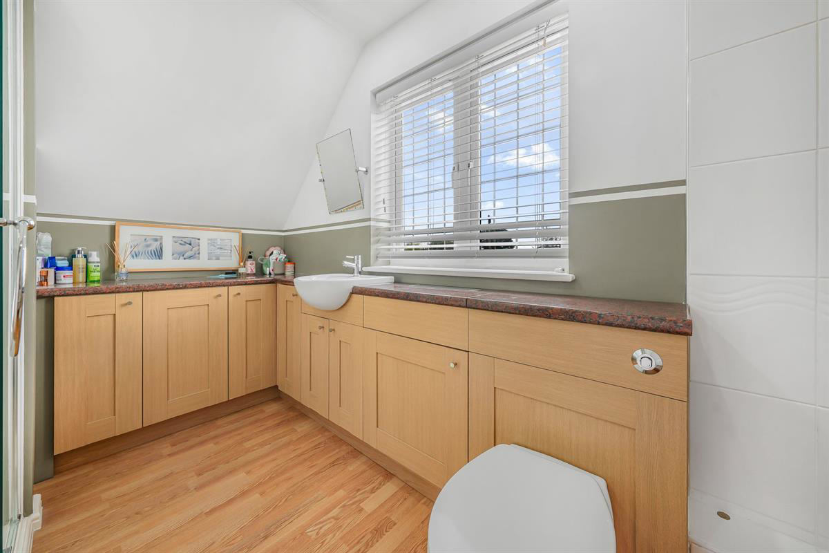 Robarta Lodge, Hamlet Hill, Harlow, photo 17