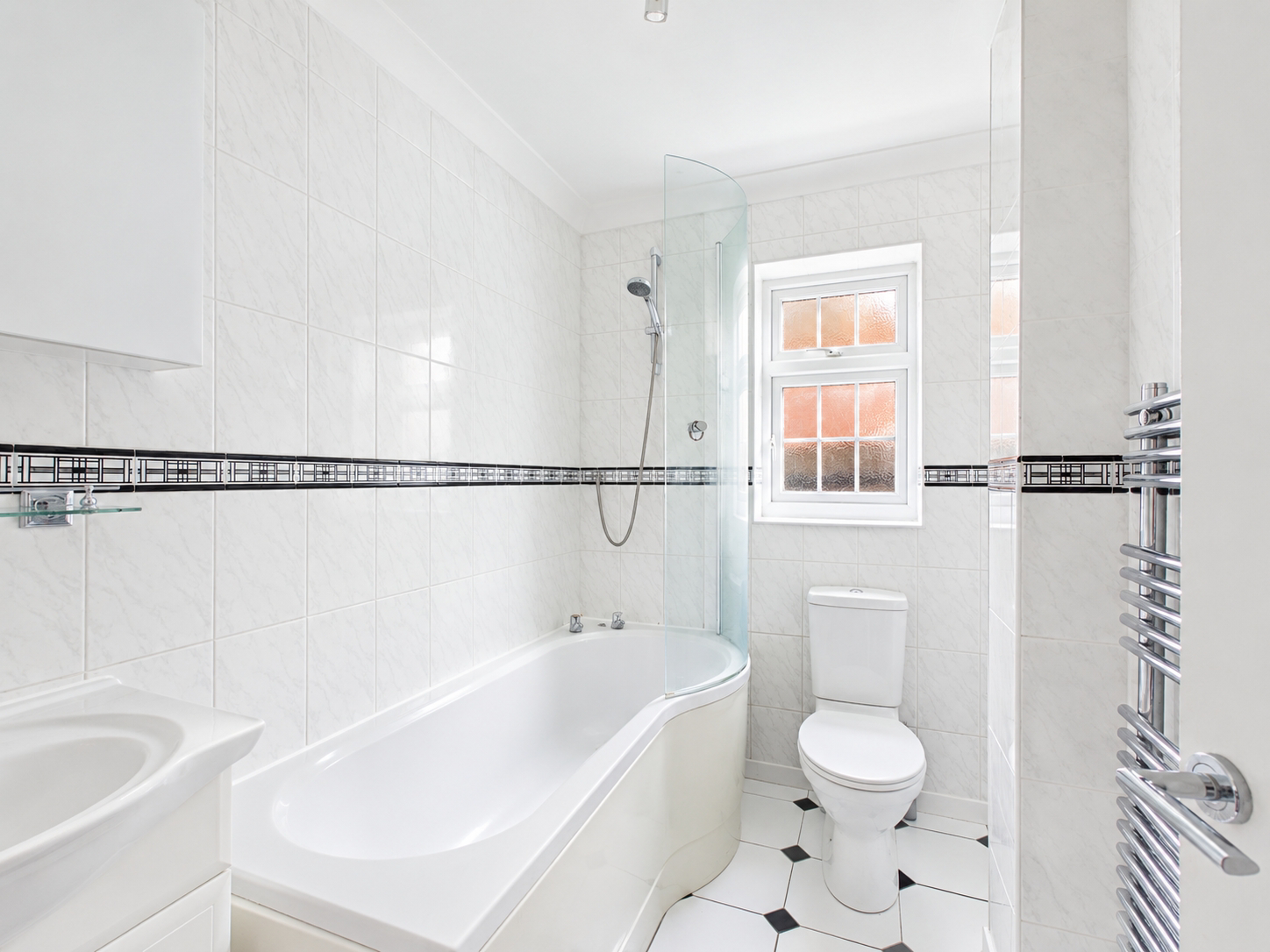Kenilworth Road, Ashford, Surrey, TW15, photo 7