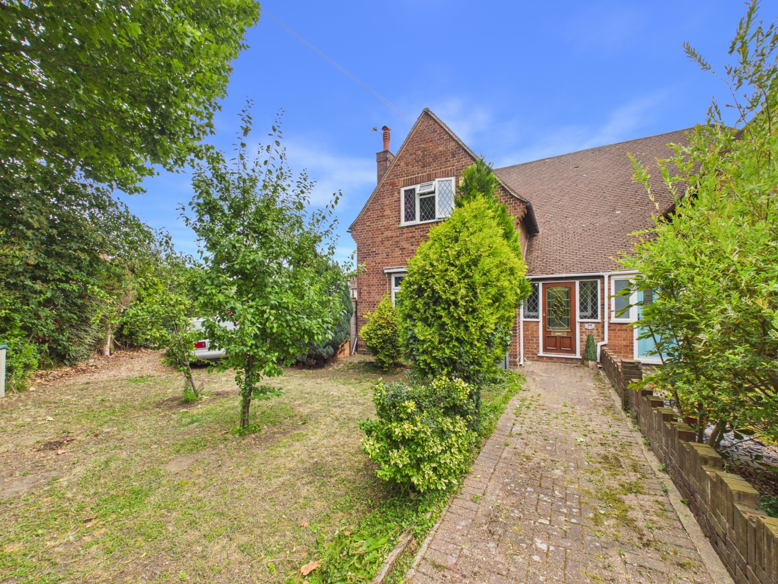 Queens Avenue, Feltham, TW13