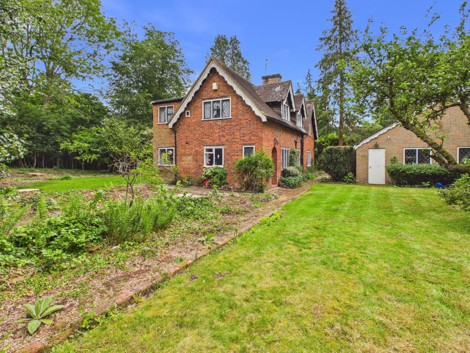 South Park Crescent, Gerrards Cross, Buckinghamshire, SL9