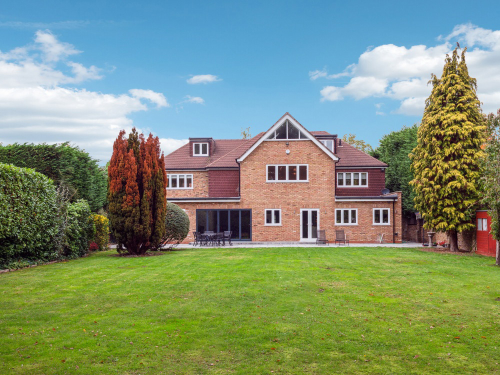 Howards Thicket, Gerrards Cross, Buckinghamshire, SL9