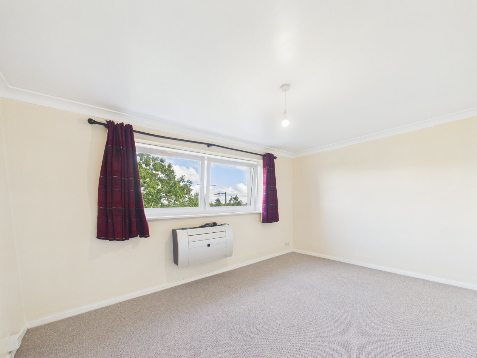 Edgar Road, Whitton, Middlesex, TW4, photo 3