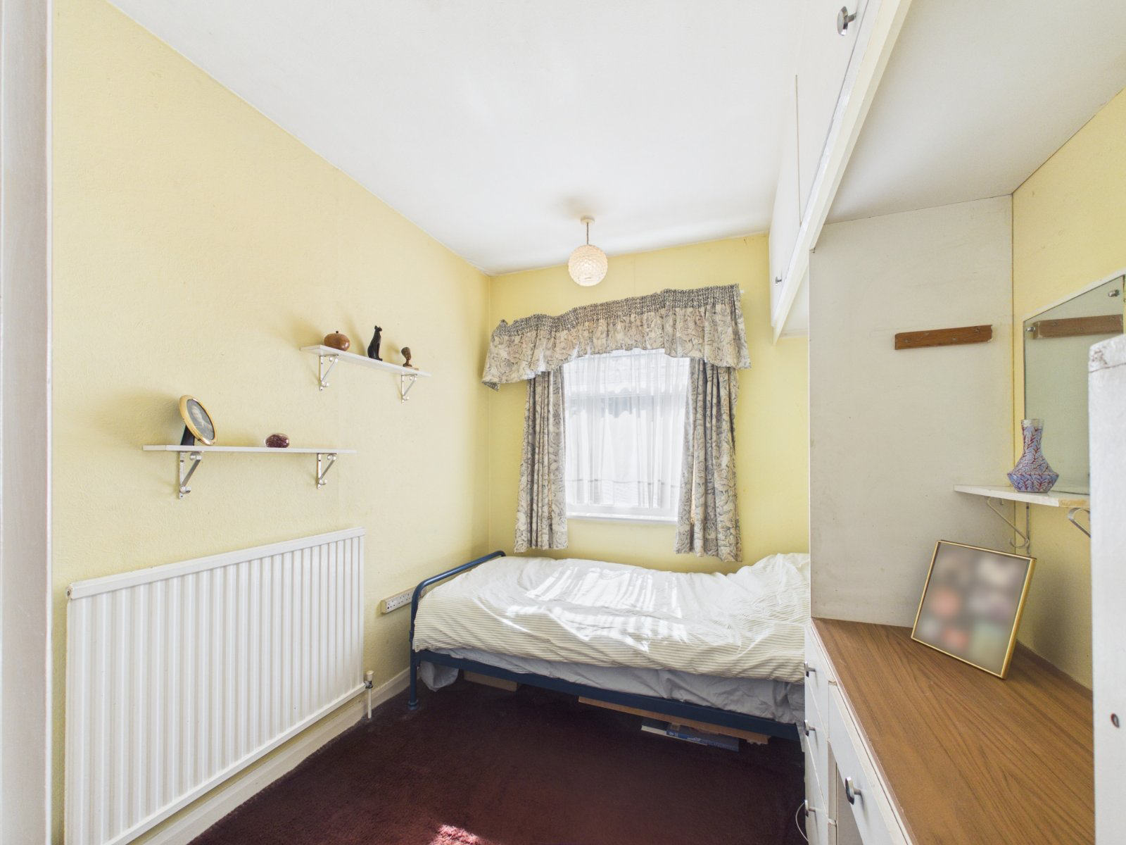 Hounslow Road, Hanworth, Feltham, TW13, photo 10