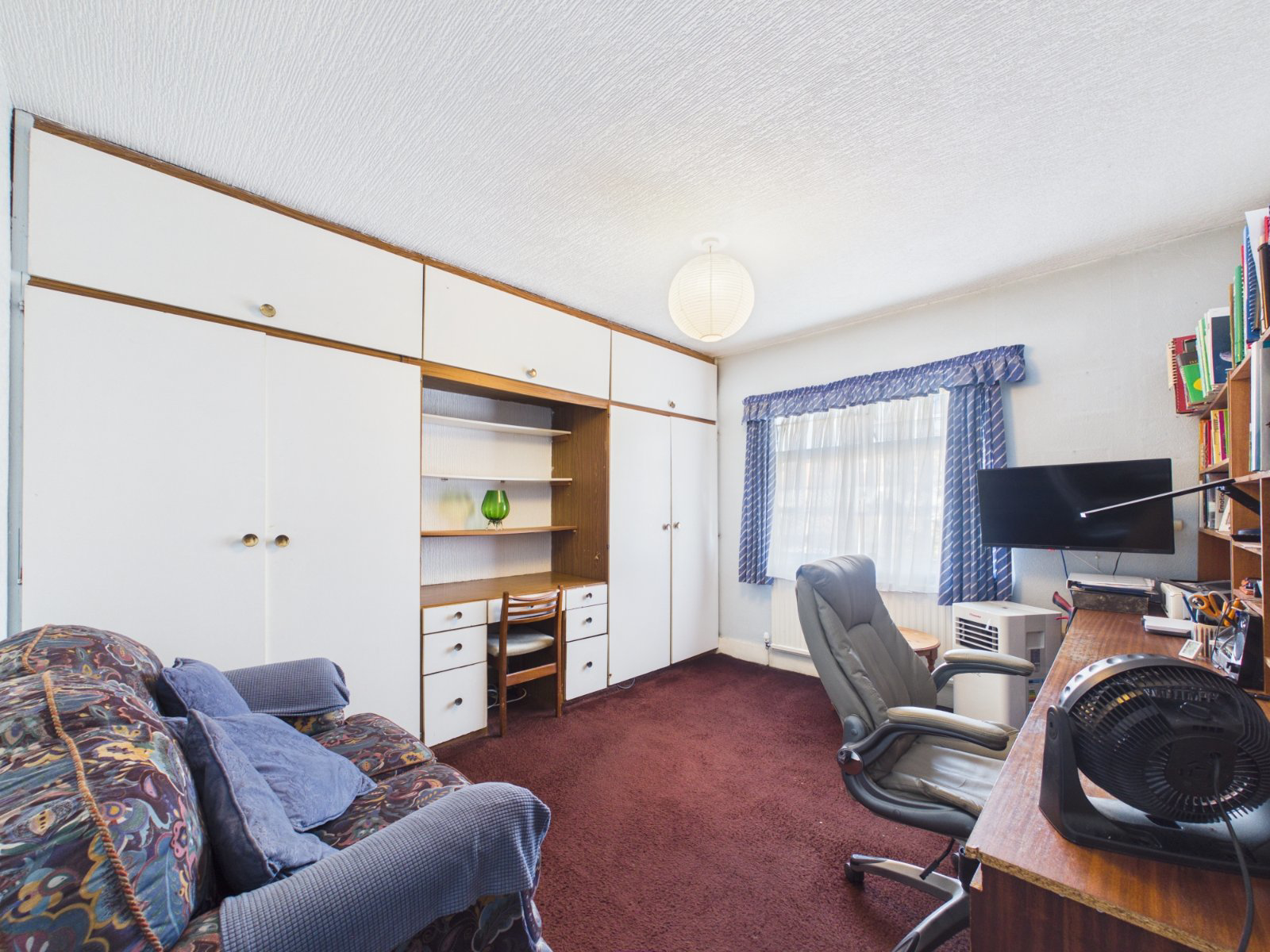 Hounslow Road, Hanworth, Feltham, TW13, photo 12