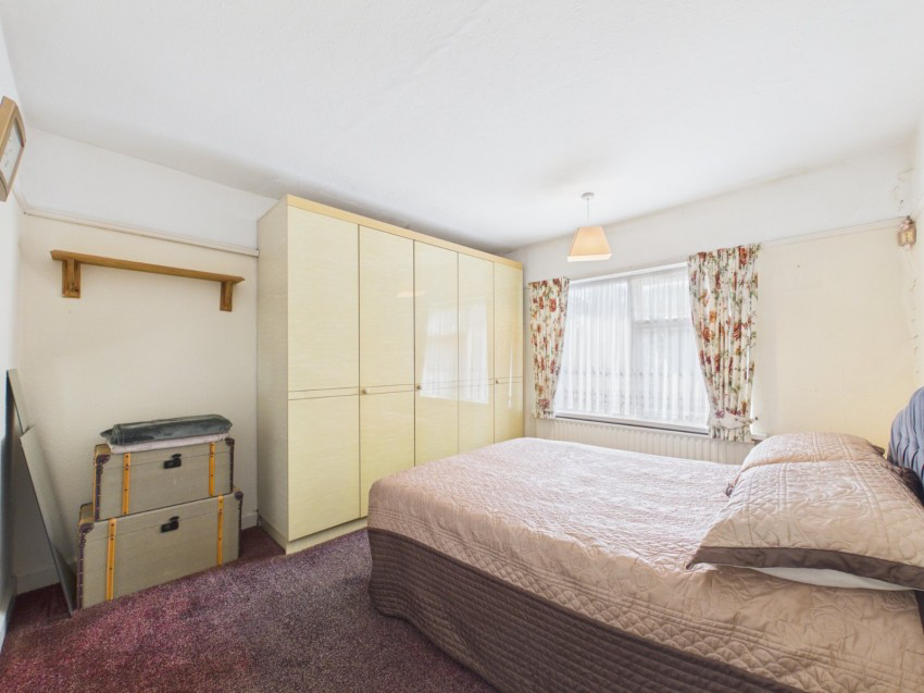 Rosemary Avenue, Hounslow, Middlesex, TW4, photo 9