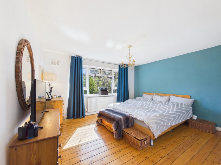 Clockhouse Lane, Ashford, Surrey, TW15, photo 22
