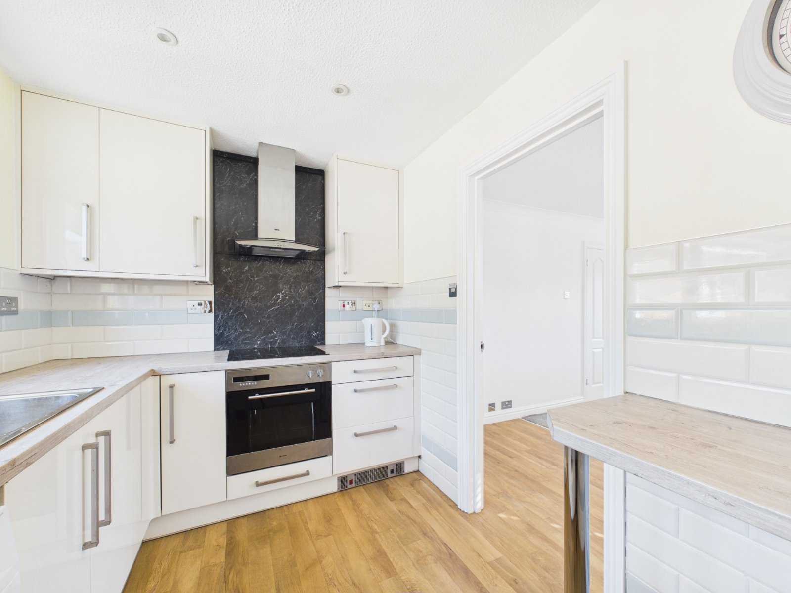 Sycamore Close, Bourne End, Buckinghamshire, SL8, photo 8