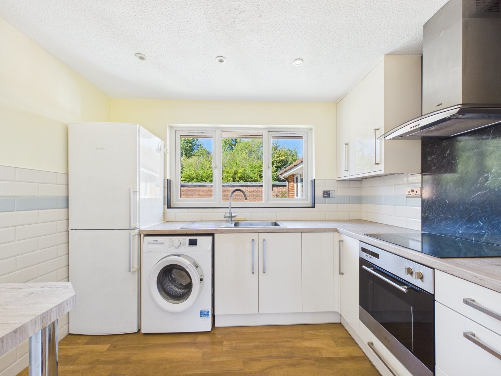 Sycamore Close, Bourne End, Buckinghamshire, SL8, photo 11