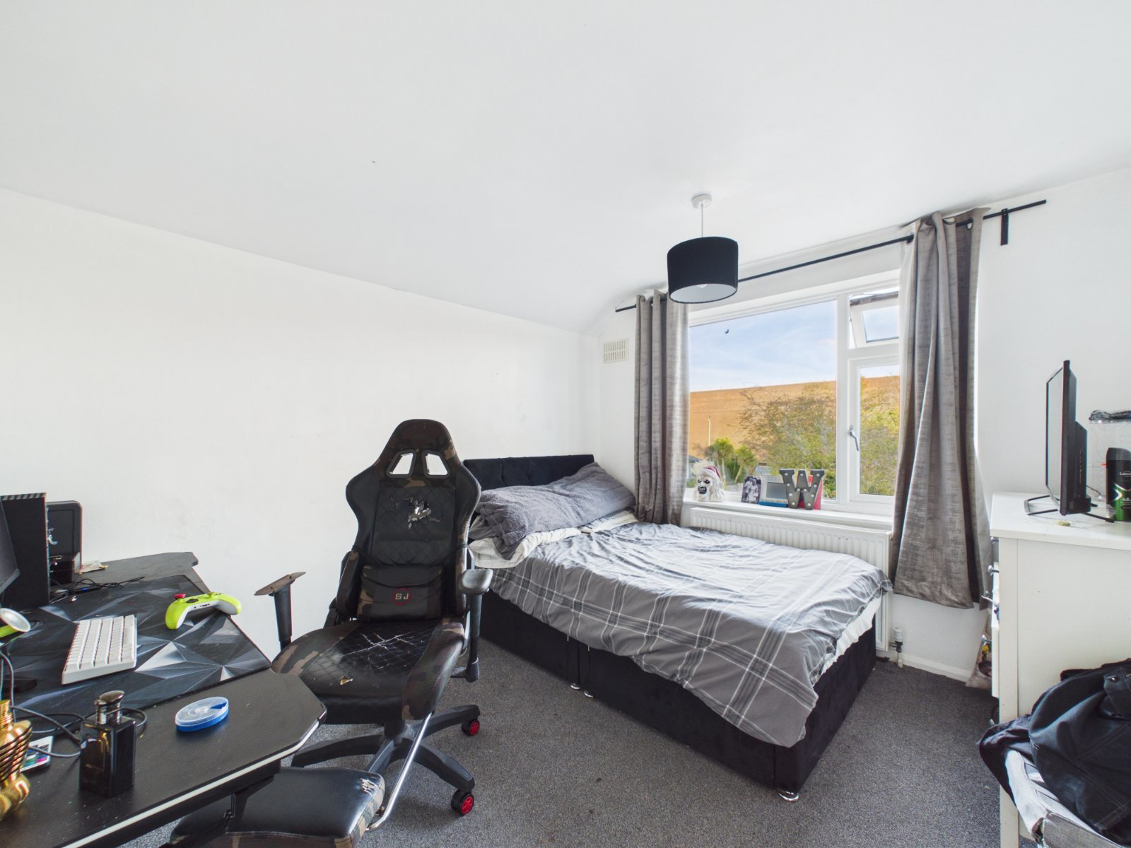 Coppermill Road, Wraysbury, Staines-Upon-Thames, Middlesex, TW19, photo 6
