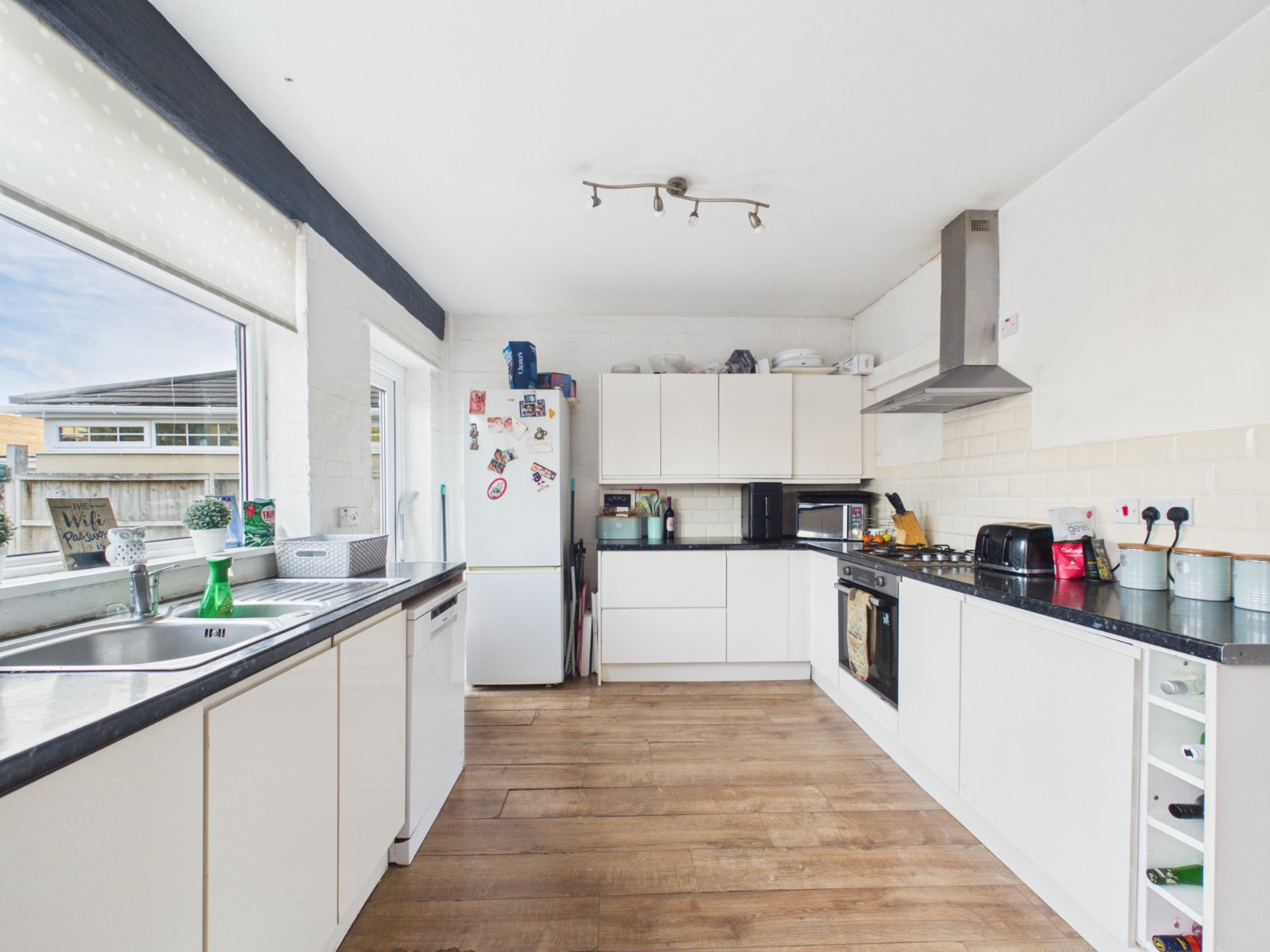 Coppermill Road, Wraysbury, Staines-Upon-Thames, Middlesex, TW19, photo 9