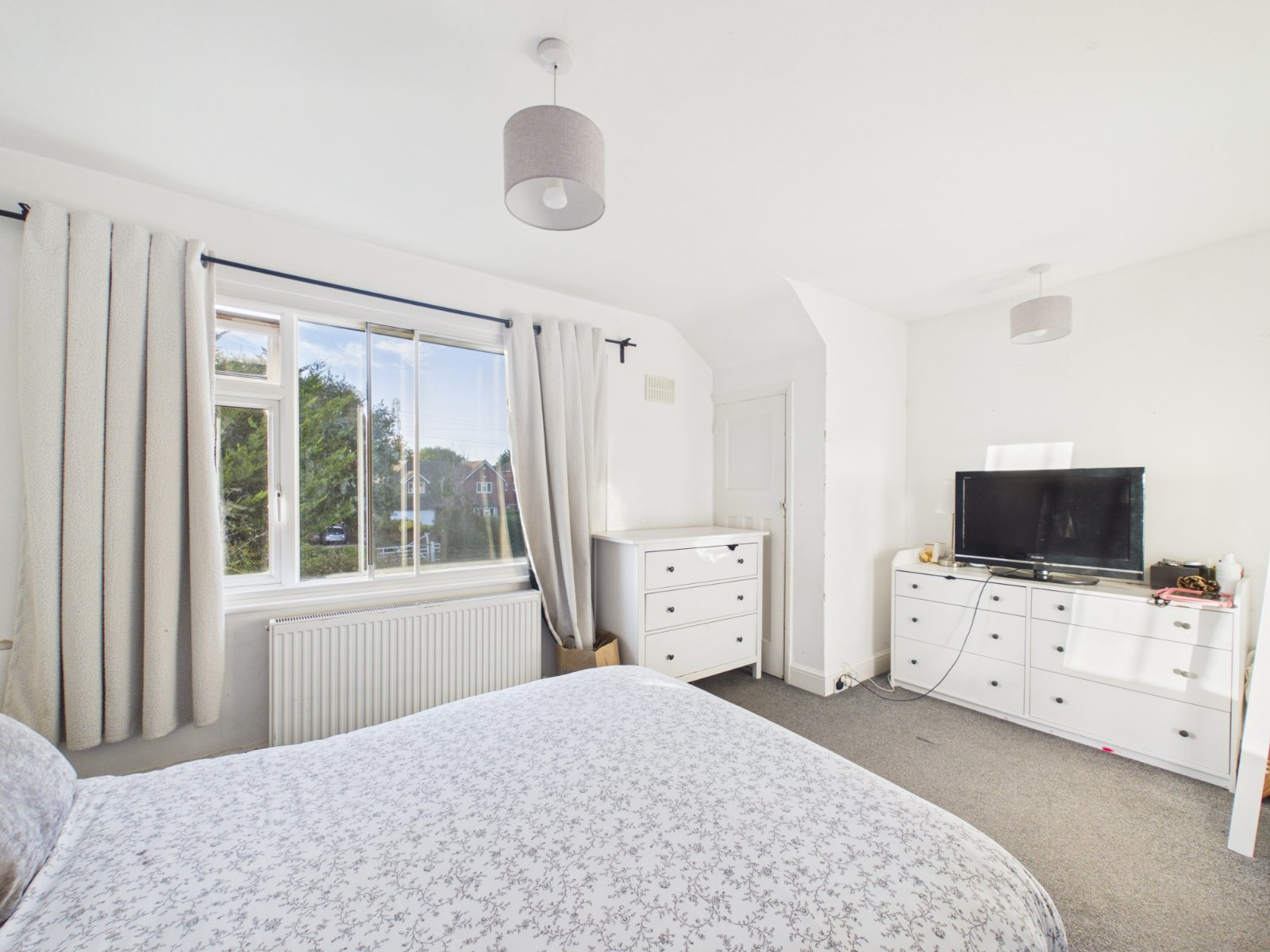 Coppermill Road, Wraysbury, Staines-Upon-Thames, Middlesex, TW19, photo 3