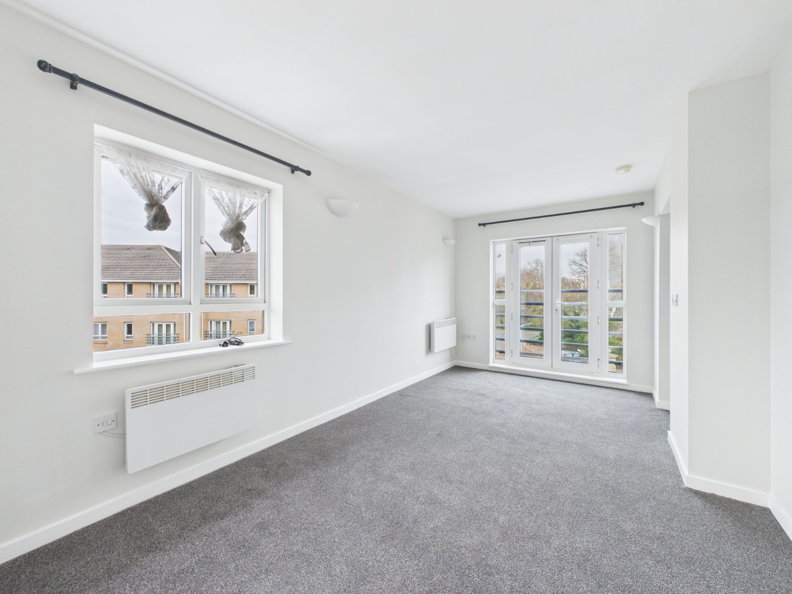 Sovereign Heights, Slough, Berkshire, SL3, photo 2