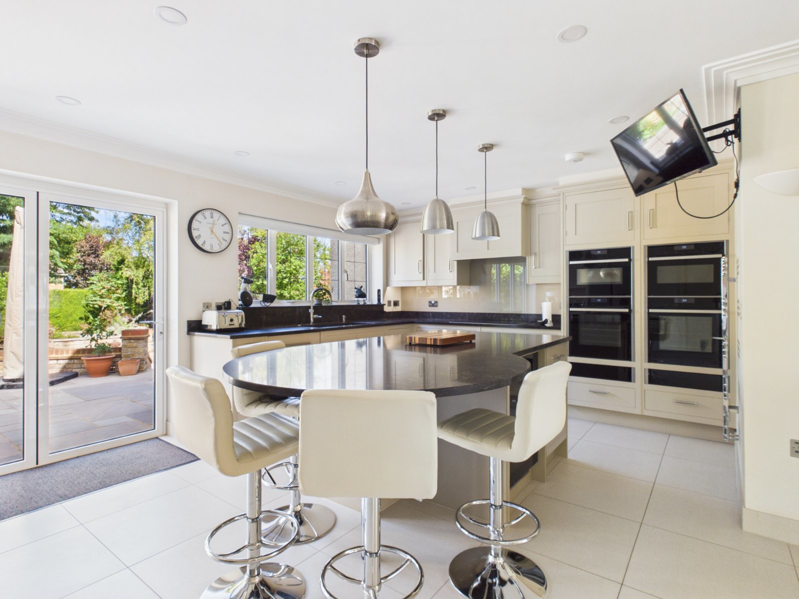 School Lane, Chalfont St. Peter, Buckinghamshire, SL9, photo 16