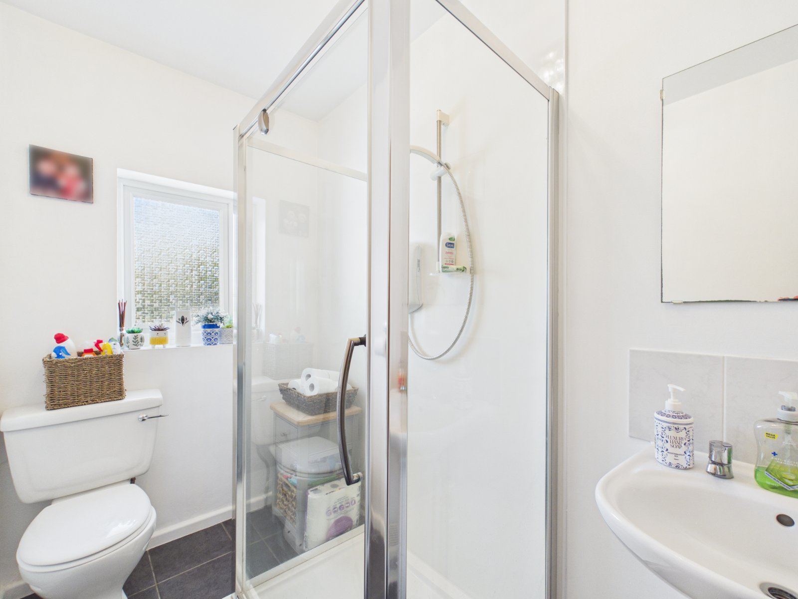 Park Avenue, Wraysbury, Berkshire, TW19, photo 16