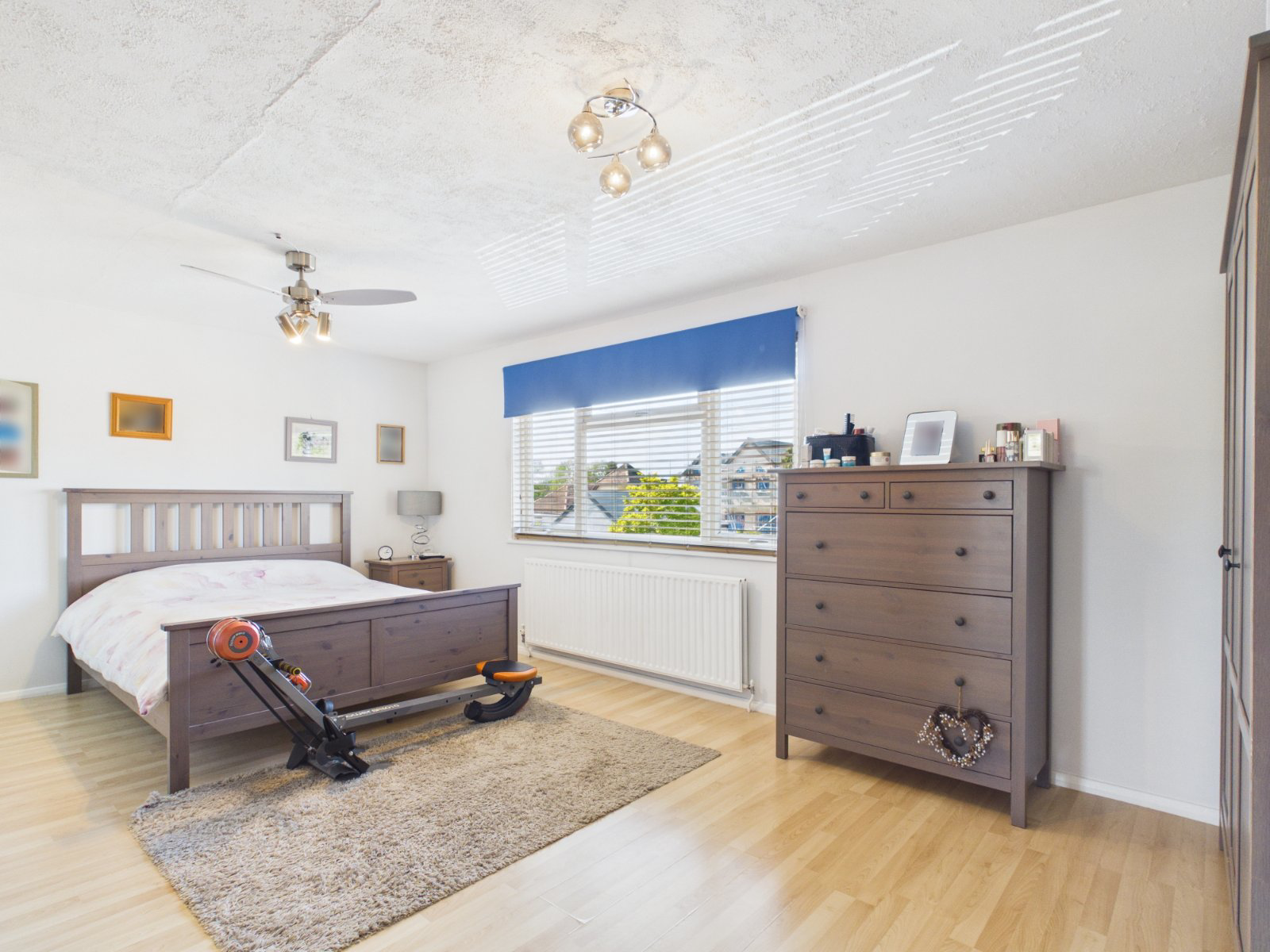 Park Avenue, Wraysbury, Berkshire, TW19, photo 5