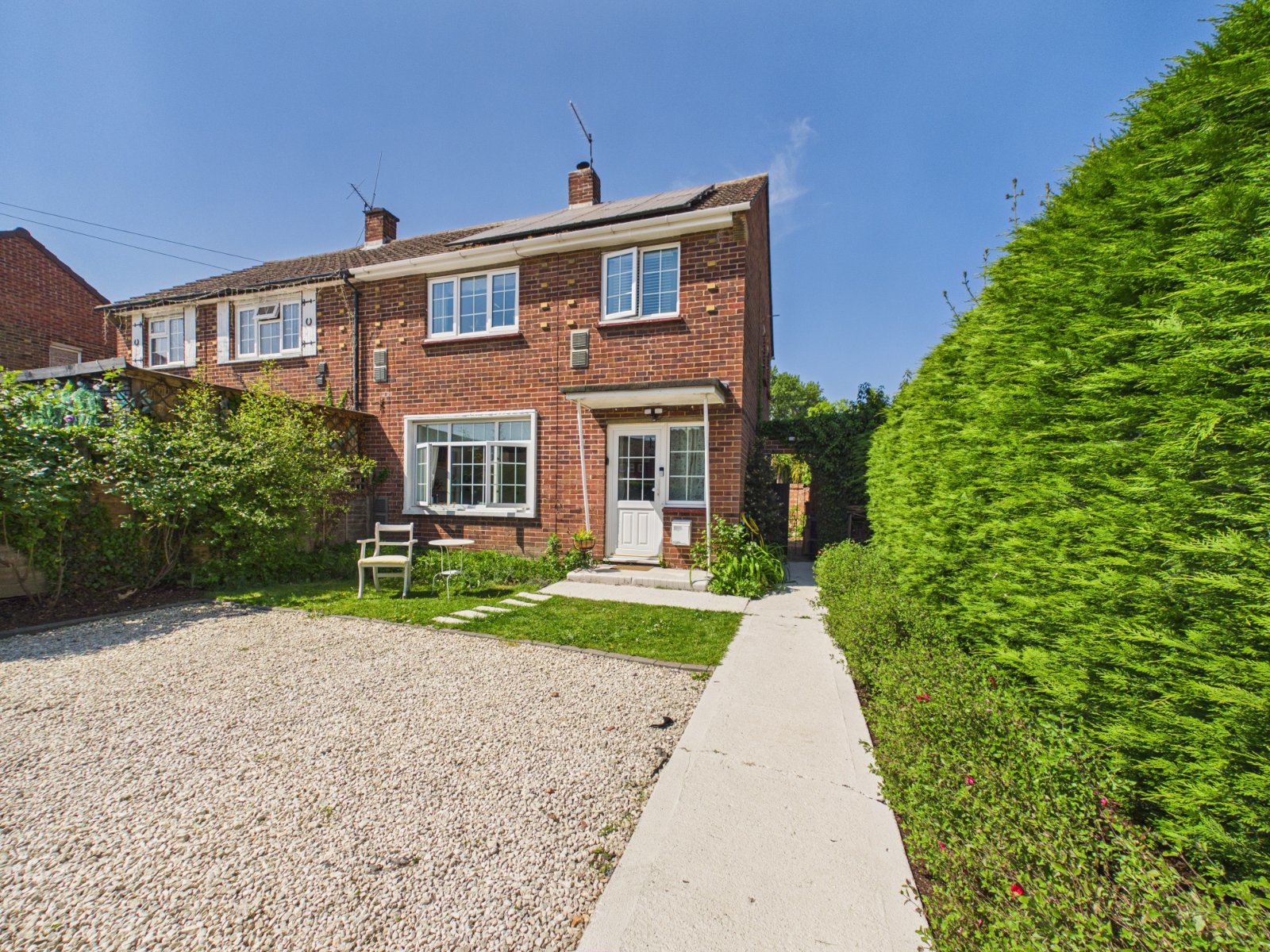 Milton Close, Horton, Berkshire, SL3