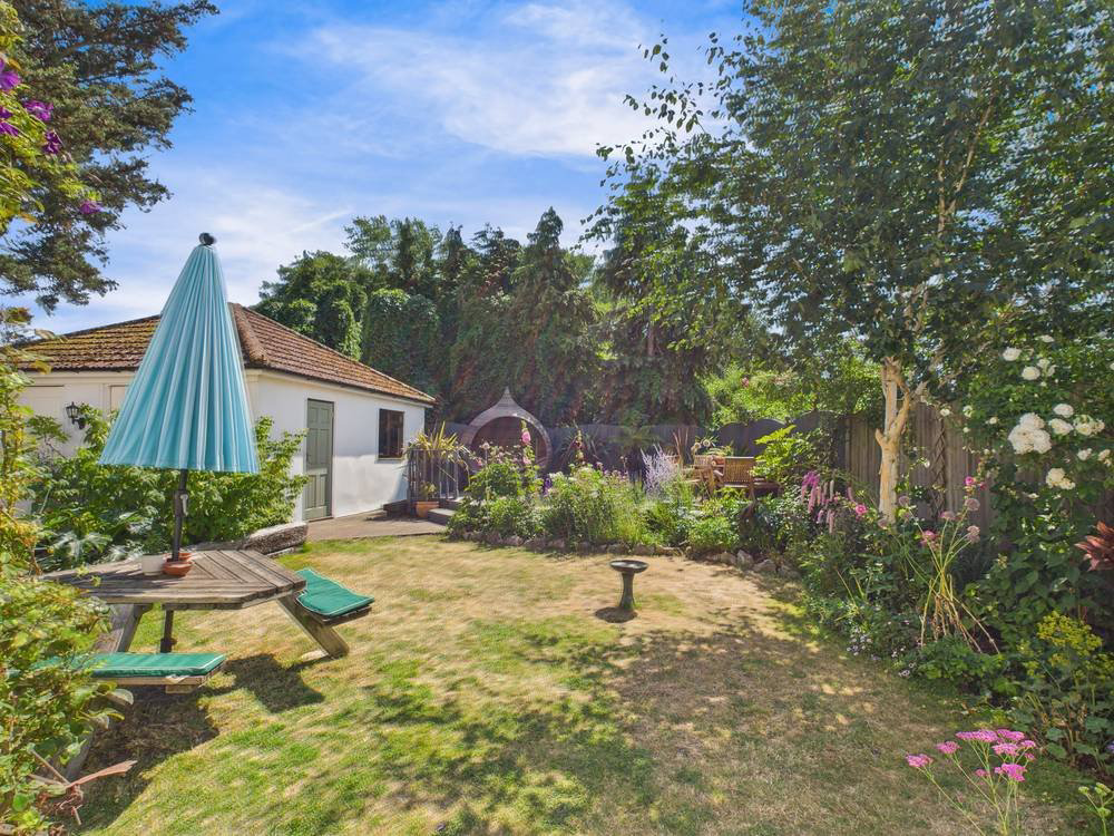 Stanwell Road, Horton, Berkshire, SL3, photo 5