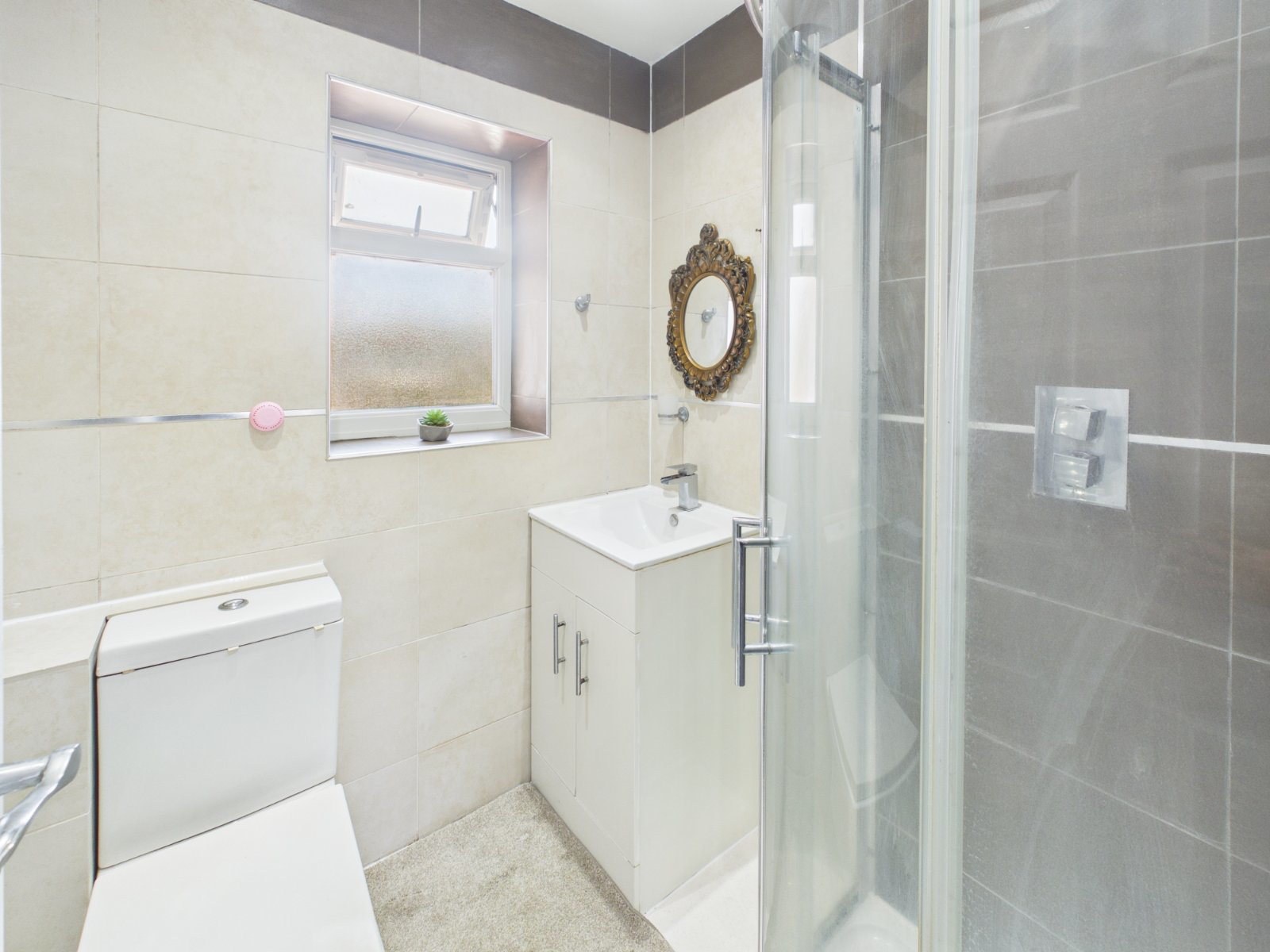 St. Pauls Road, Staines-upon-Thames, Surrey, TW18, photo 16