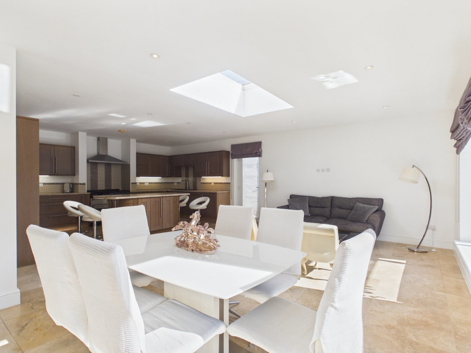 Coppermill Road, Wraysbury, Berkshire, TW19, photo 13