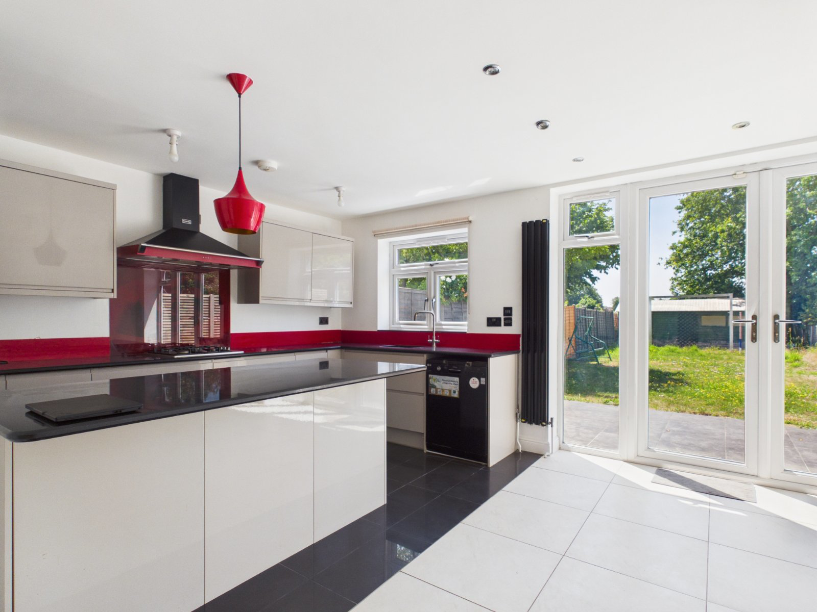St. Pauls Road, Staines-upon-Thames, Surrey, TW18, photo 8