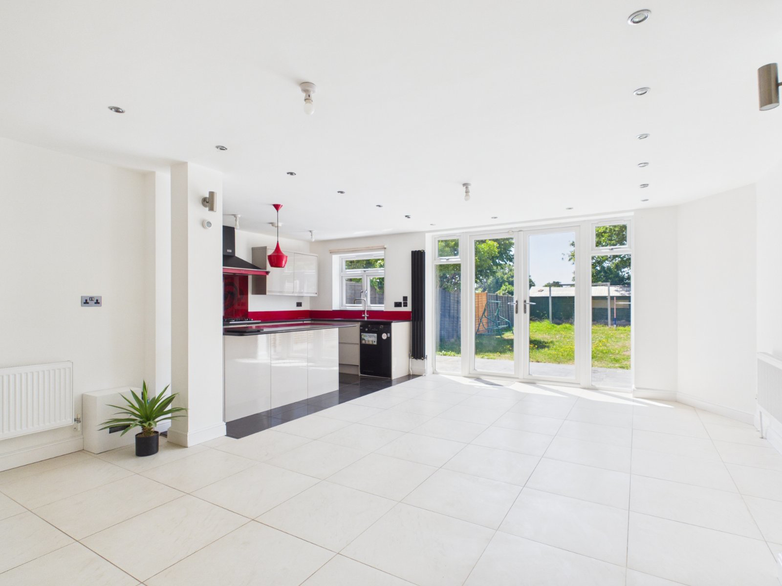 St. Pauls Road, Staines-upon-Thames, Surrey, TW18, photo 6