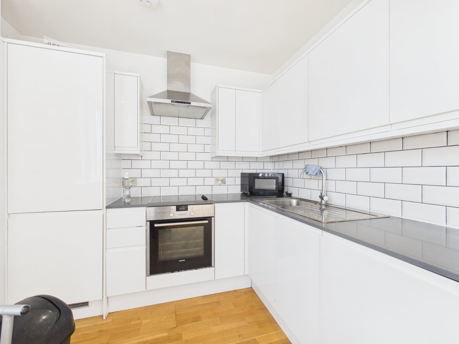 Bath Road, Slough, Berkshire, SL1, photo 4