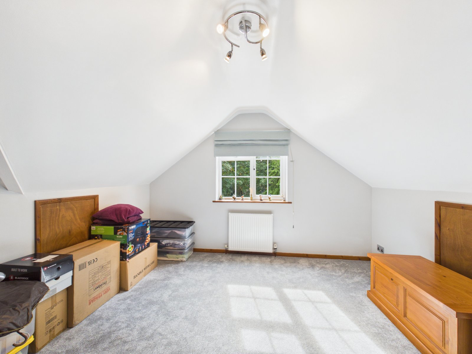 Philip Drive, Flackwell Heath, High Wycombe, Buckinghamshire, HP10, photo 30