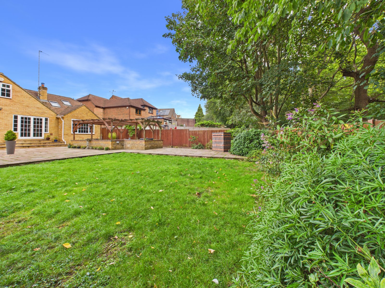 Philip Drive, Flackwell Heath, High Wycombe, Buckinghamshire, HP10, photo 31
