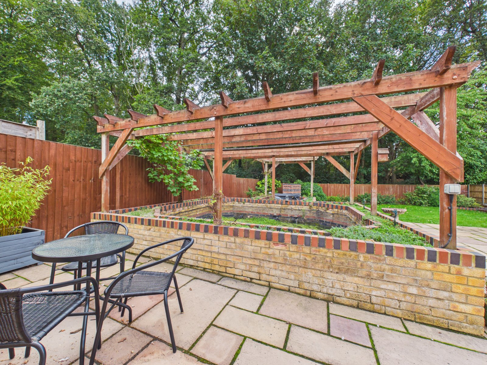 Philip Drive, Flackwell Heath, High Wycombe, Buckinghamshire, HP10, photo 40