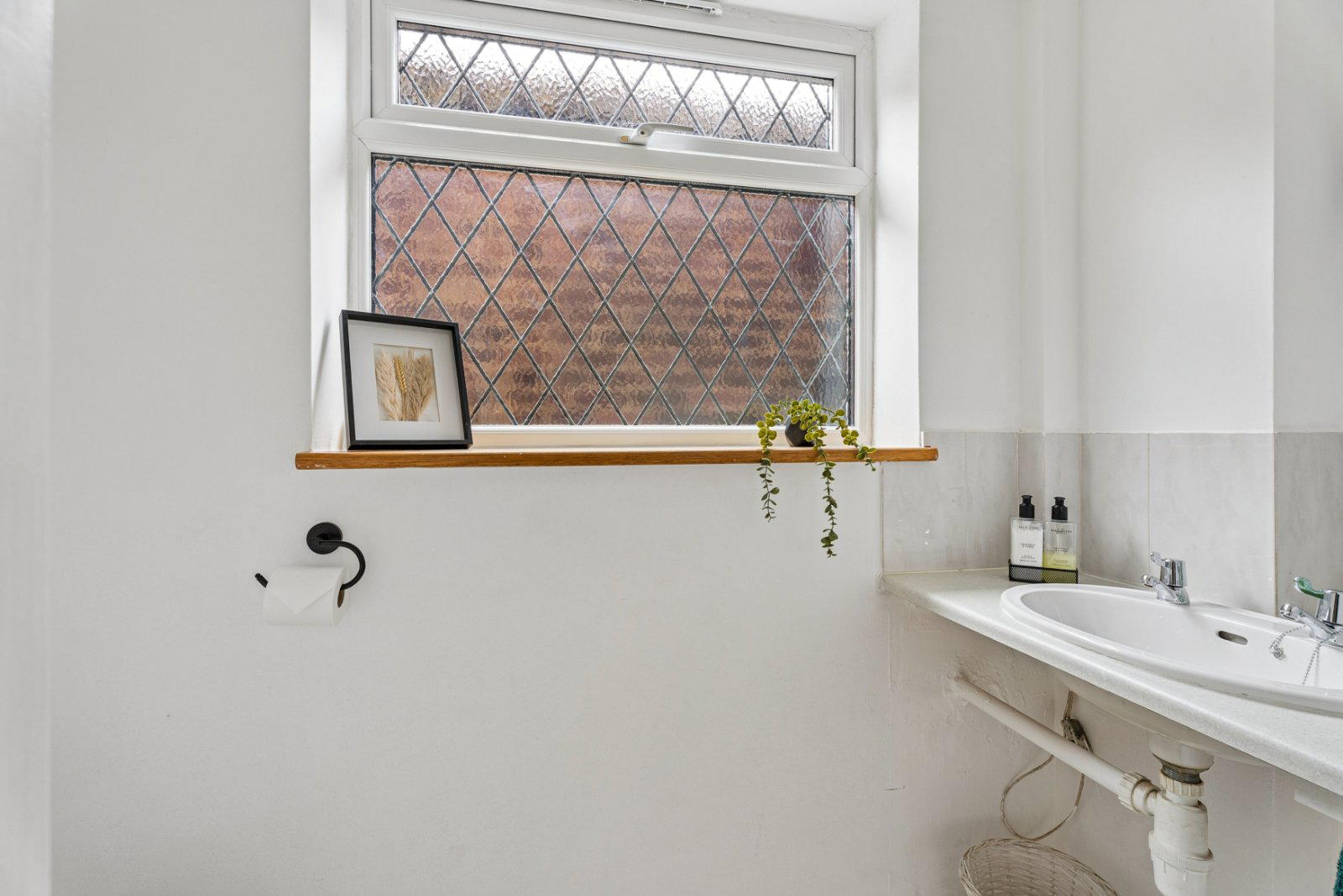 Laurel Road, Chalfont St. Peter, Buckinghamshire, SL9, photo 17
