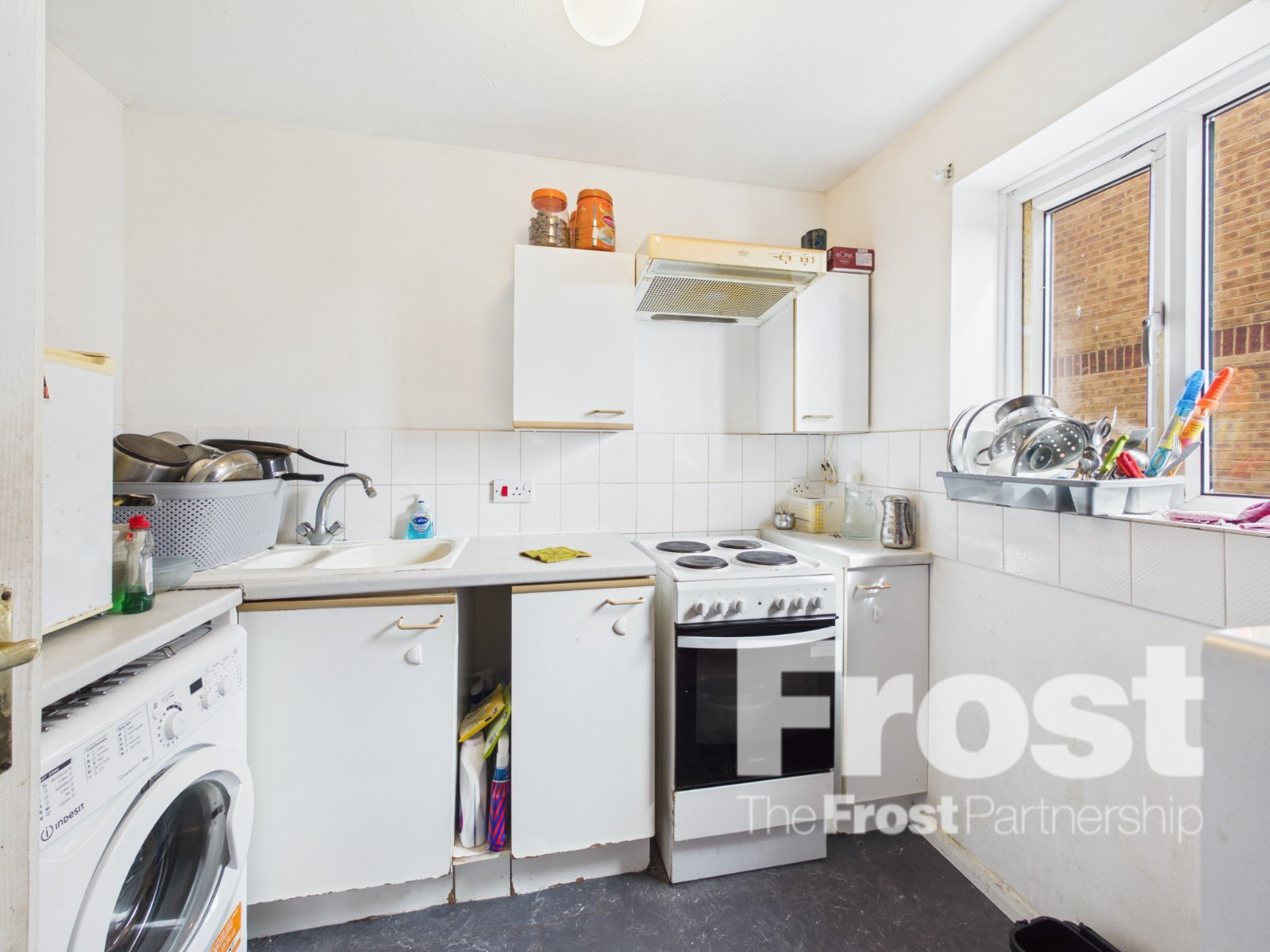 Bridgewater Court, Langley, Berkshire, SL3, photo 3