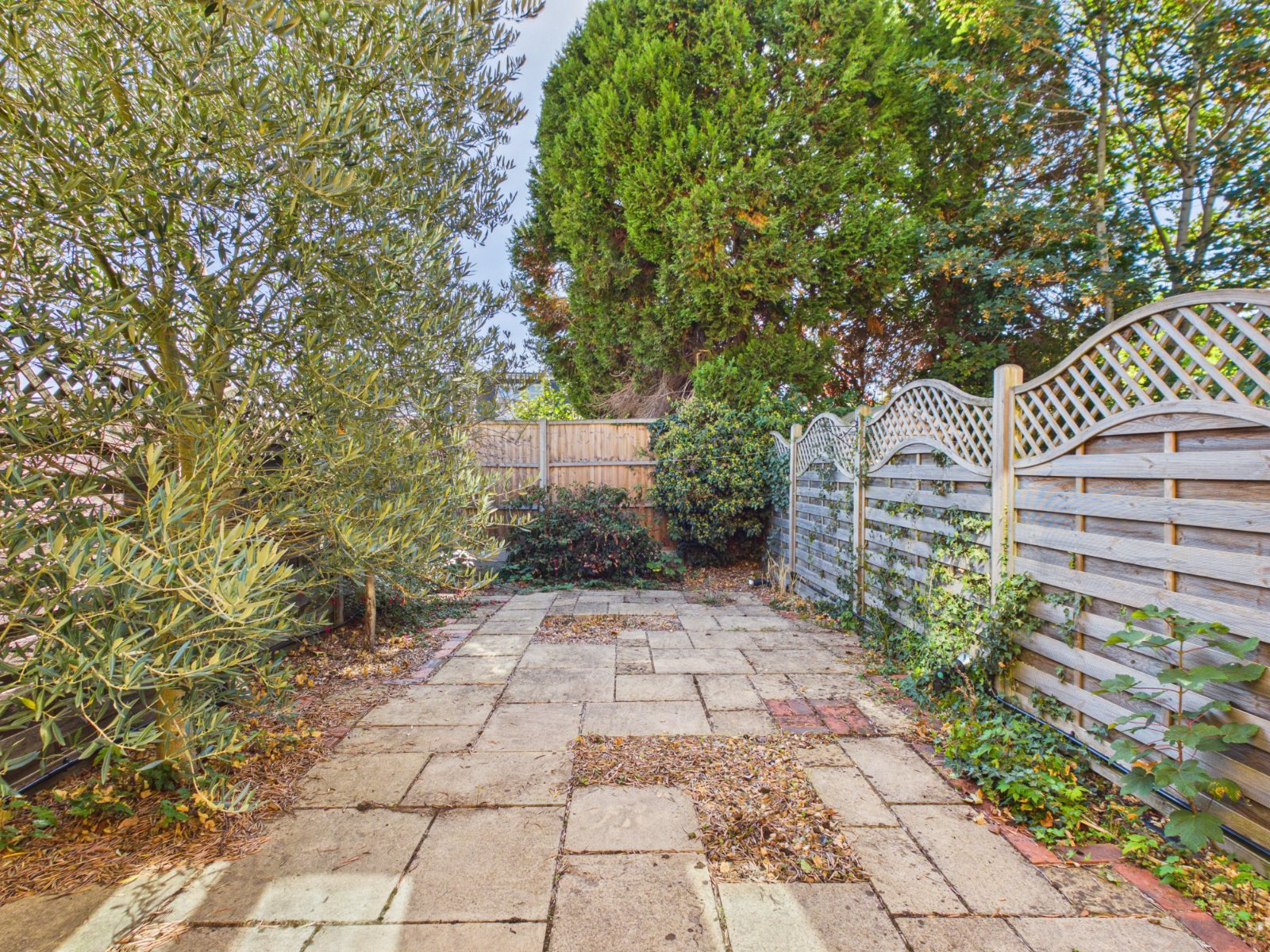 Lowestoft Drive, Cippenham, Berkshire, SL1, photo 4