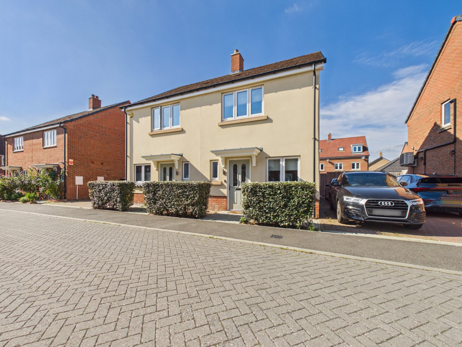 Rosebay Avenue, Wexham, Berkshire, SL2
