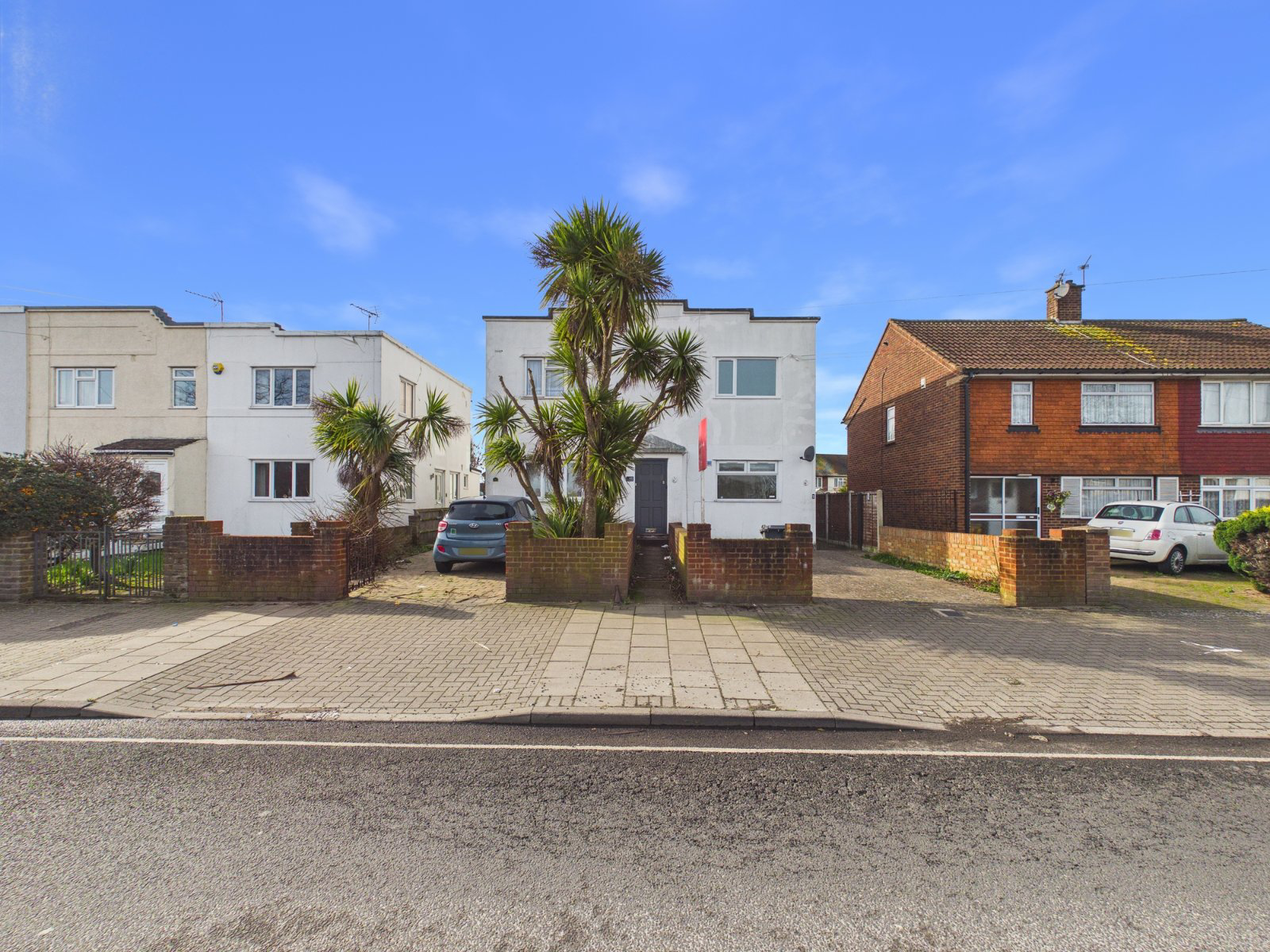 Bear Road, Feltham, Middlesex, TW13, photo 12