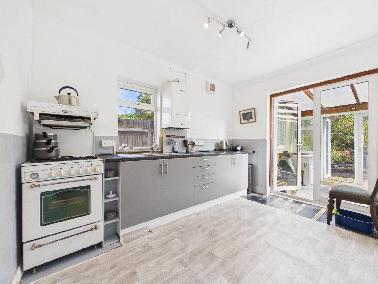 Desford Way, Ashford, Surrey, TW15, photo 10