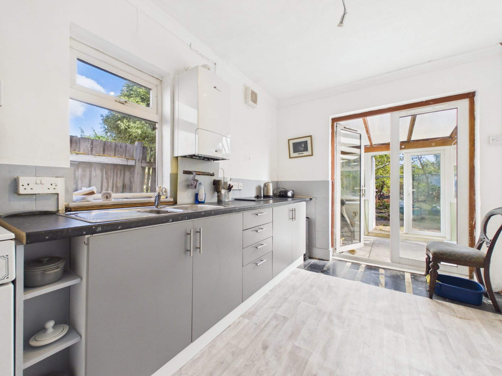 Desford Way, Ashford, Surrey, TW15, photo 11