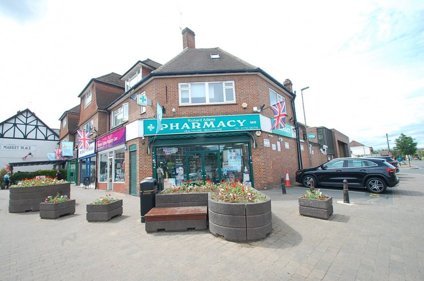 The Broadway, Market Place, Chalfont St. Peter, SL9