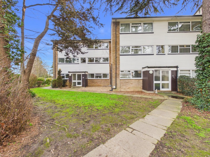 Fordbridge Road, Ashford, Surrey, TW15