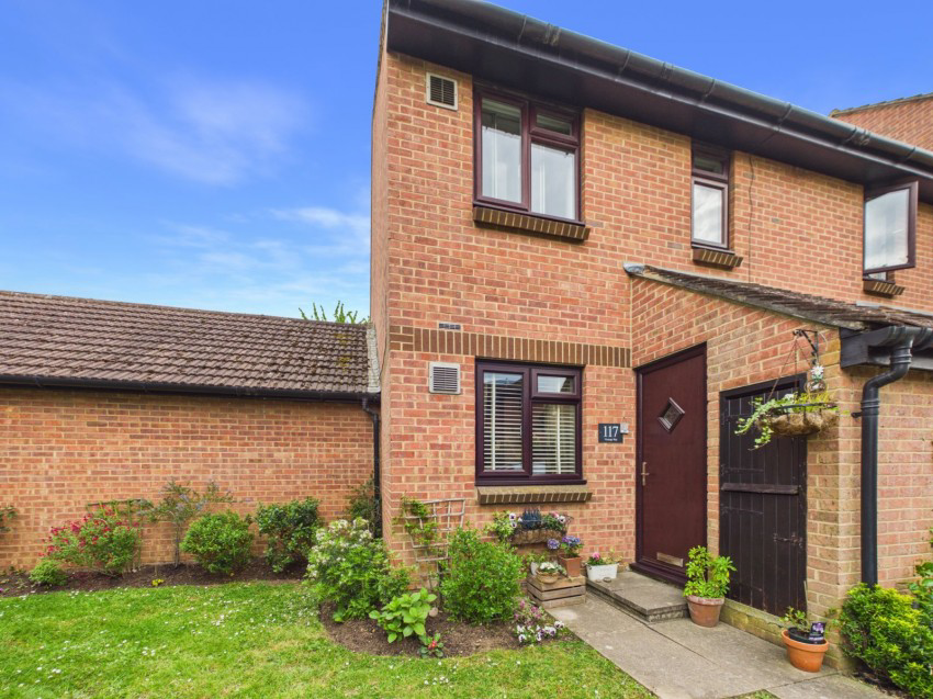Vicarage Way, Colnbrook, Berkshire, SL3