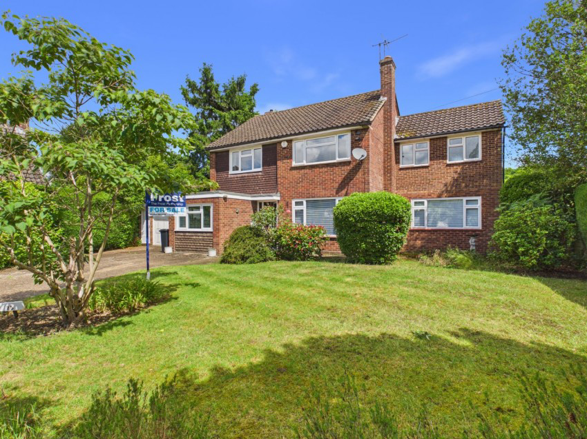 Tilsworth Road, Beaconsfield, Buckinghamshire, HP9