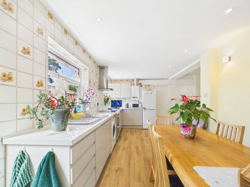 Rosemary Avenue, Hounslow, Middlesex, TW4, photo 11