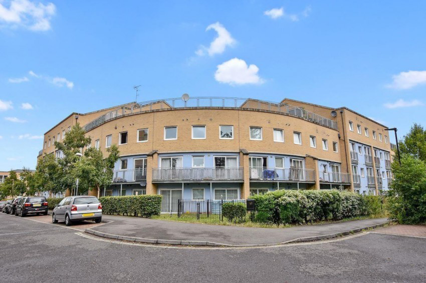 Wooldridge Close, Feltham, TW14